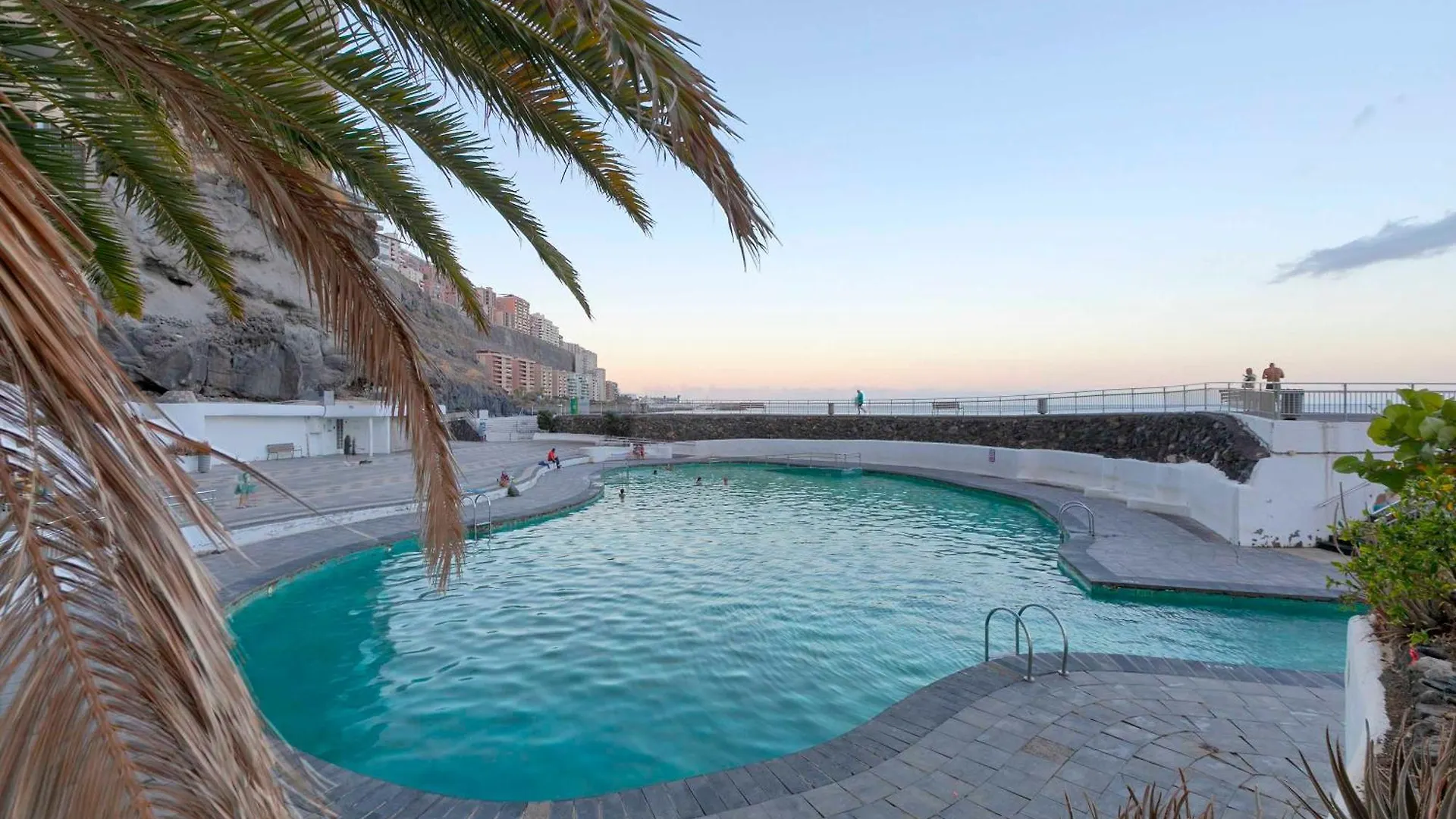 Beachfront Seaview Oasis Tabaiba